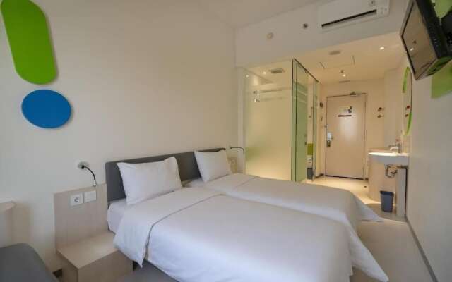 Pop! Hotel Festival City Link Bandung