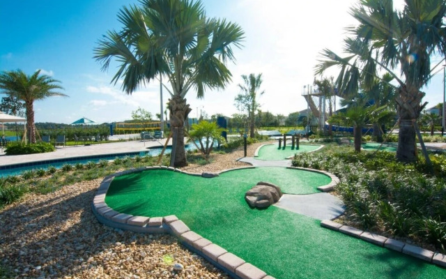 Tvpm-4263pd/sl 5 Bedroom Townhouse by RedAwning