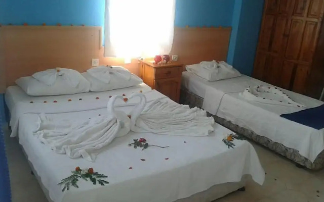Sugar Family Apart Hotel