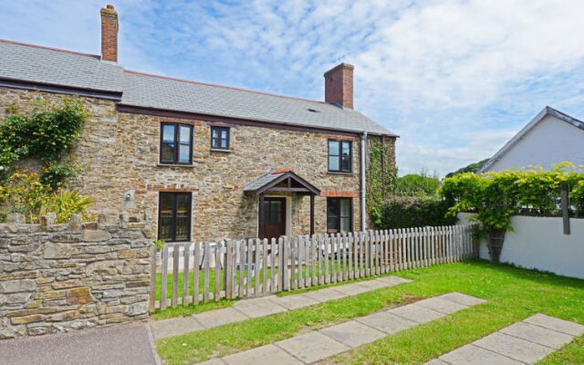 Holiday Home Cross Farm Cottage