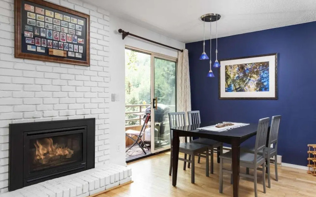 Seasons Four By Snowmass Vacations