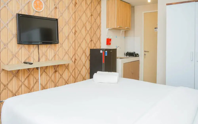 Homey and Simply Studio Apartment at Ayodhya Residences