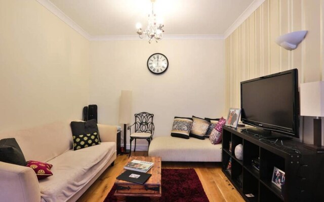 Perfect 2BR Apartment -near Liverpool Street!