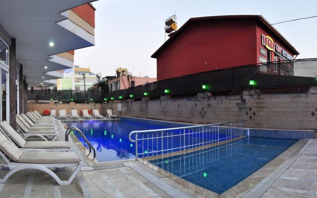 Kleopatra Sunli̇ght Hotel