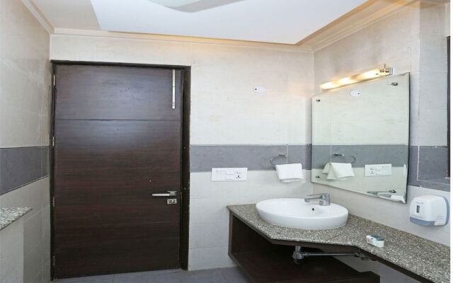 OYO Premium DLF III