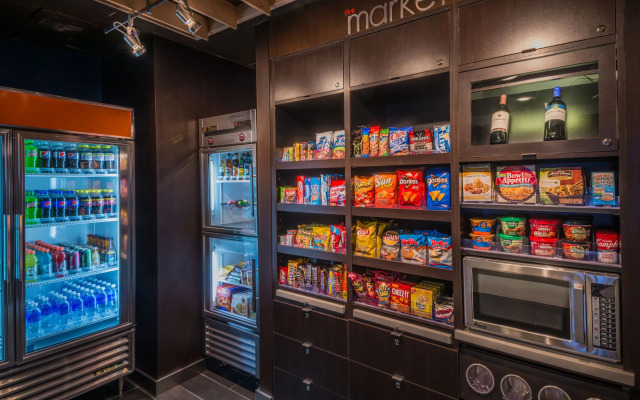 Courtyard Wilmington Downtown/Historic District