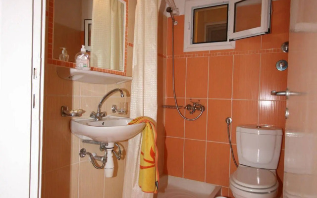 Eleni Family Apartments