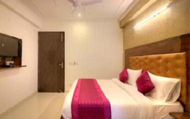 Hotel Ark-Of-Avalon Near Delhi Airport