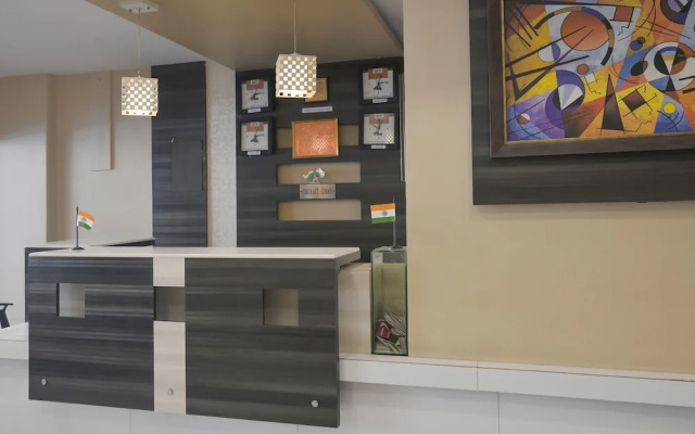 OYO Flagship 17165 Ace Residency Marol