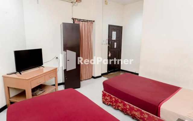 Reddoorz Plus @ Jl Kh Wahid Hasyim Medan