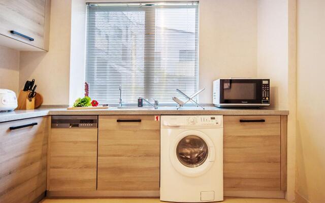 CM Serviced Apartment Shenzhen Hillside