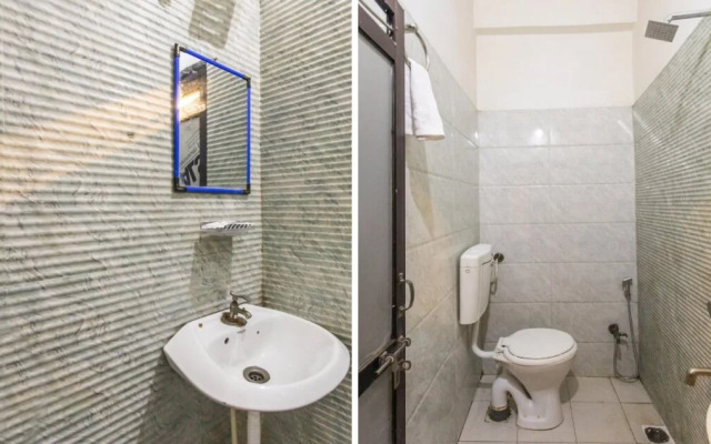 Oyo 28582 Sanjar Guest House