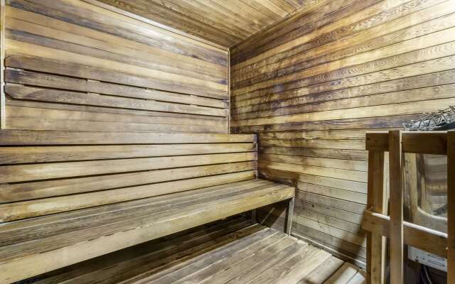 Comfort Inn & Suites Pacific - Auburn