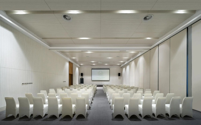 Sanya Phoenix  Airport Hotel