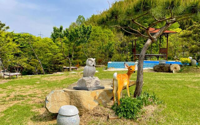 Jirisan Hadongho Sarangchae Pension