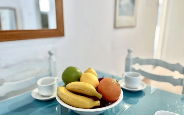 79 AN - Stay Nissi Chrysland Studio 110