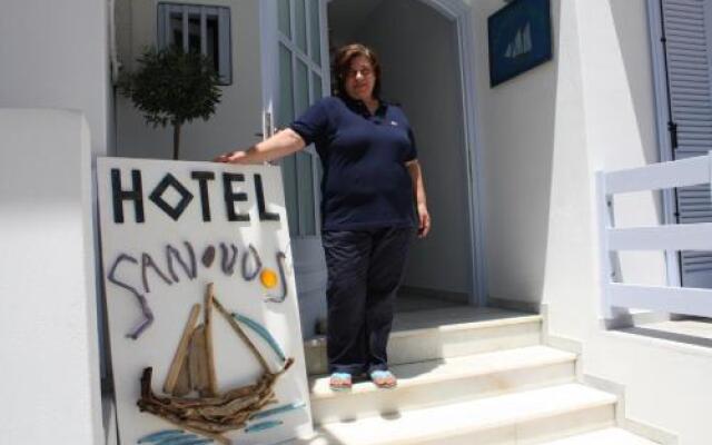 Sanoudos Hotel