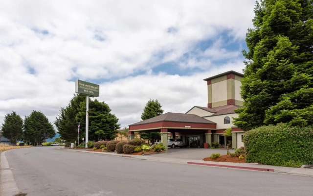 The Redwood Riverwalk, A Boutique Hotel