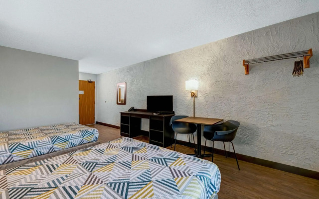 Motel 6 Elk Grove Village, IL - O'Hare