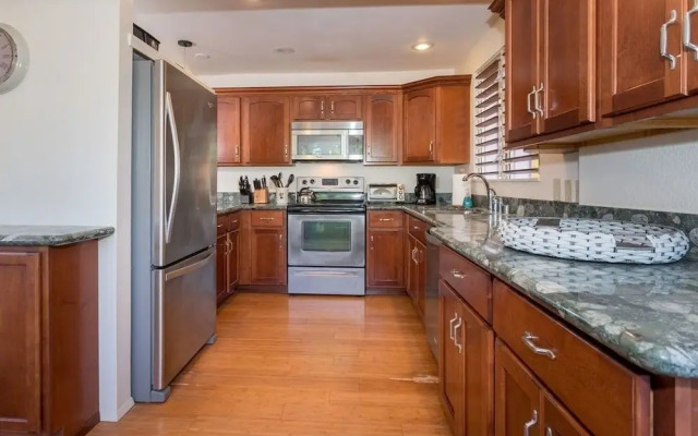 Kai Vista 2 Bedroom Home by RedAwning
