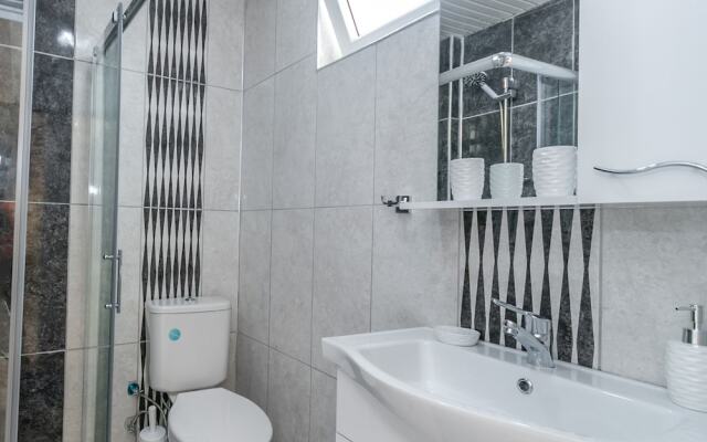 Lara Park Suites
