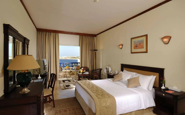 Grand Oasis Resort