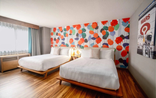 The Kinney - Venice Beach