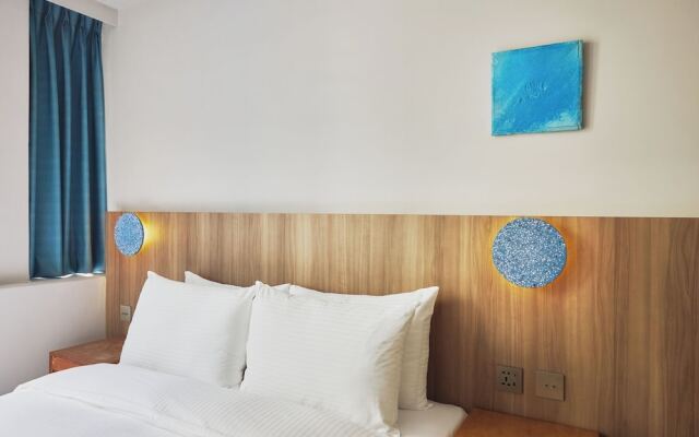 The Blue By Just Inn