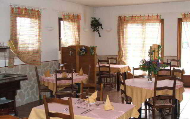 Hotel The Originals Annecy Nord (ex P'tit-Dej Hotel)