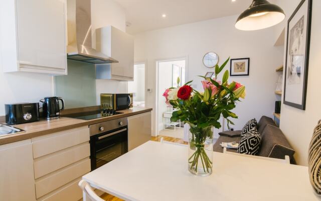 Plymouth Ocean Apartment