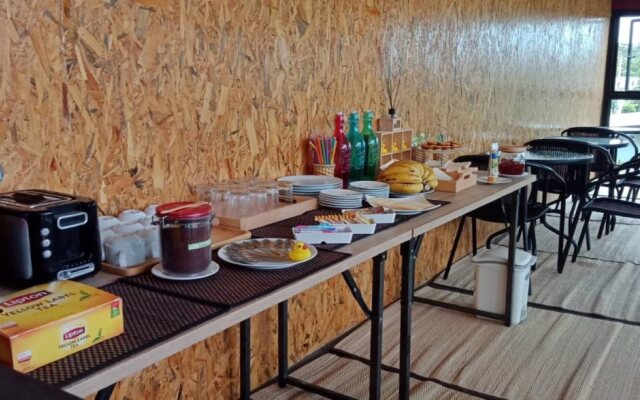 Lanta Hostel - Adults Only