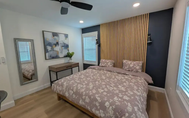 10 Burnett Home