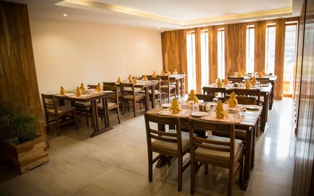 Aabas Pokhara by Barahi Hospitality