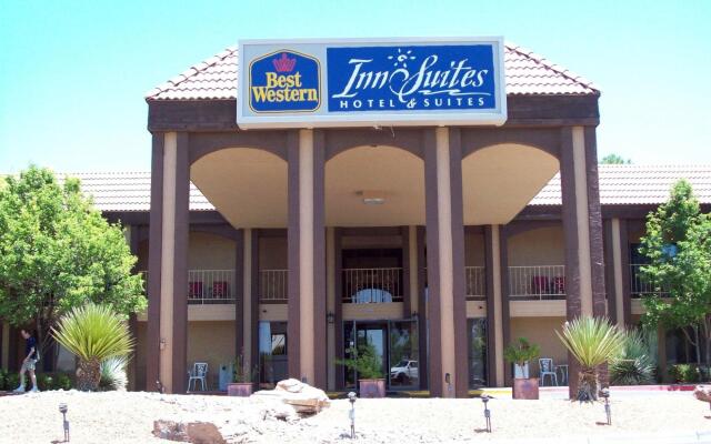 Best Western Airport Albuquerque InnSuites Hotel & Suites