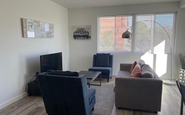 A2 300 Budd Street in Philadelphia