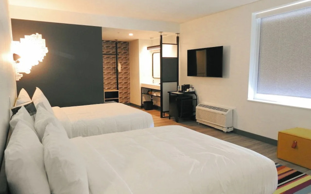 Aloft Hotel McAllen