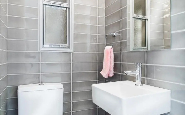 Luxurious 2bedroom flat near Athens center