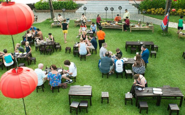 Vinh Hung Riverside Resort & Spa