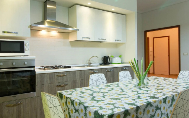 Delfino2 Casesicule, Nice Apartment with Balcony, Sand Beach at 70 mt, Wi-Fi