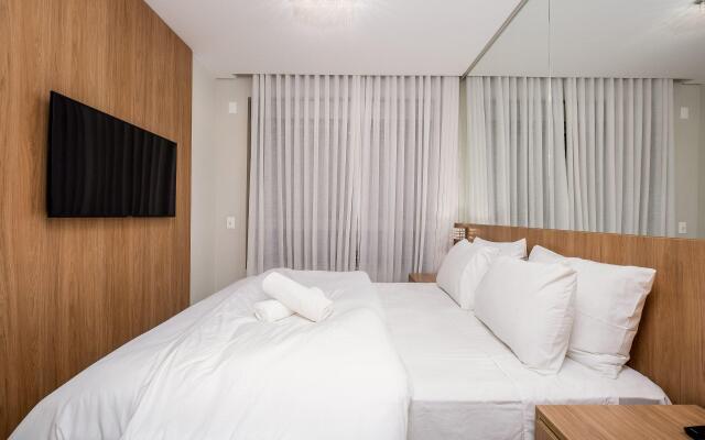 Apto próximo a praia em Jurerê ELU204