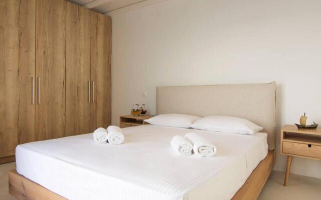 Dreamy Cycladic Luxury Summer House 2