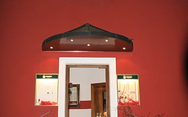 Hotel Dah-inn