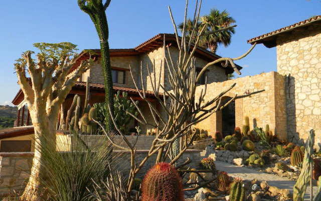 Relais Garden Cactus B&B