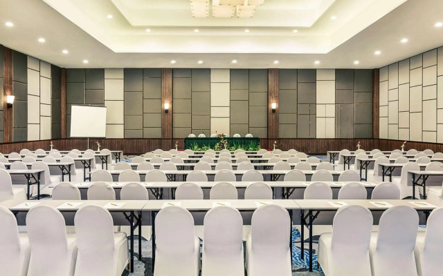 Mercure Manado Tateli Resort and Convention