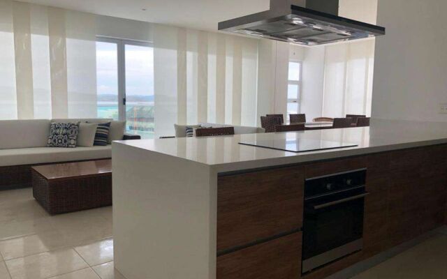 Marina Puerto Velero