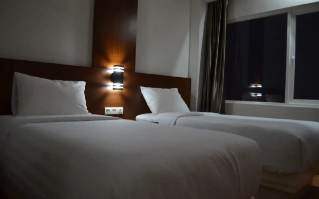 Horison Kota Lama Semarang