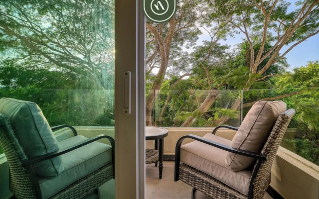 VGolf with Pool & Gym by Naya Homes