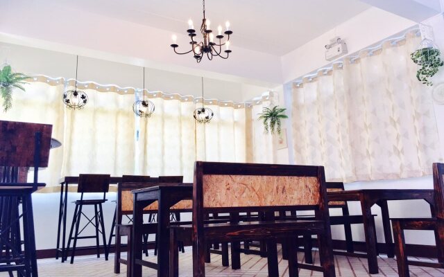 Home Boutique Hotel