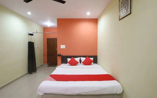 H3 Rooms By OYO Rooms