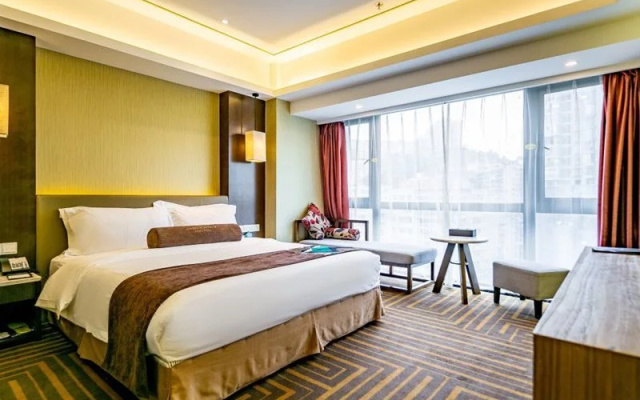 James Joyce Coffetel(Zunyi Conference site high speed railway station)